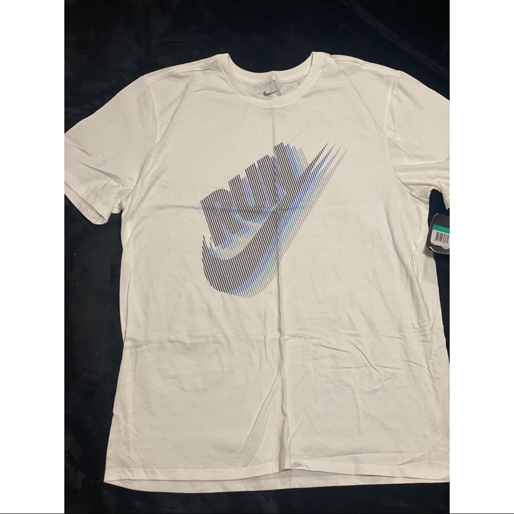 NWT Nike Men’s Graphic T-Shirt